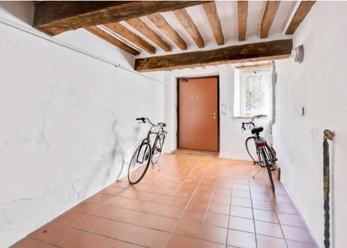 Centre With Patio Apartment