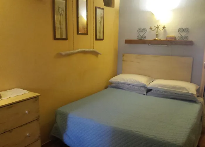 Centre With Patio Apartment